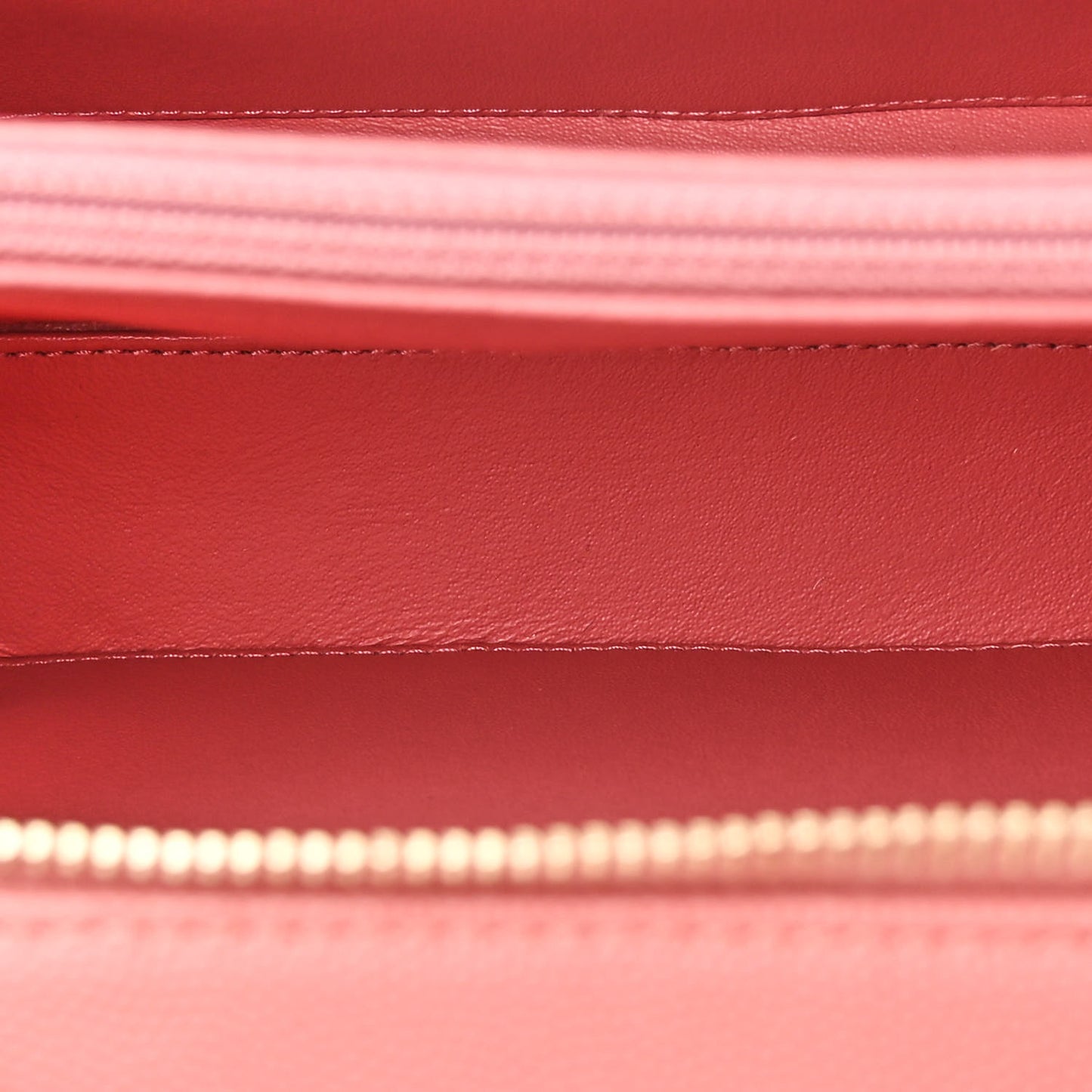 Caviar Quilted Medium CC Filigree Vanity Case Rose Pink