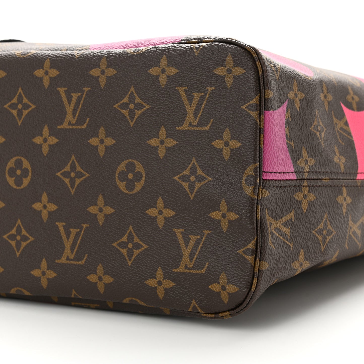 LOUIS VUITTON Monogram Game On Neverfull MM