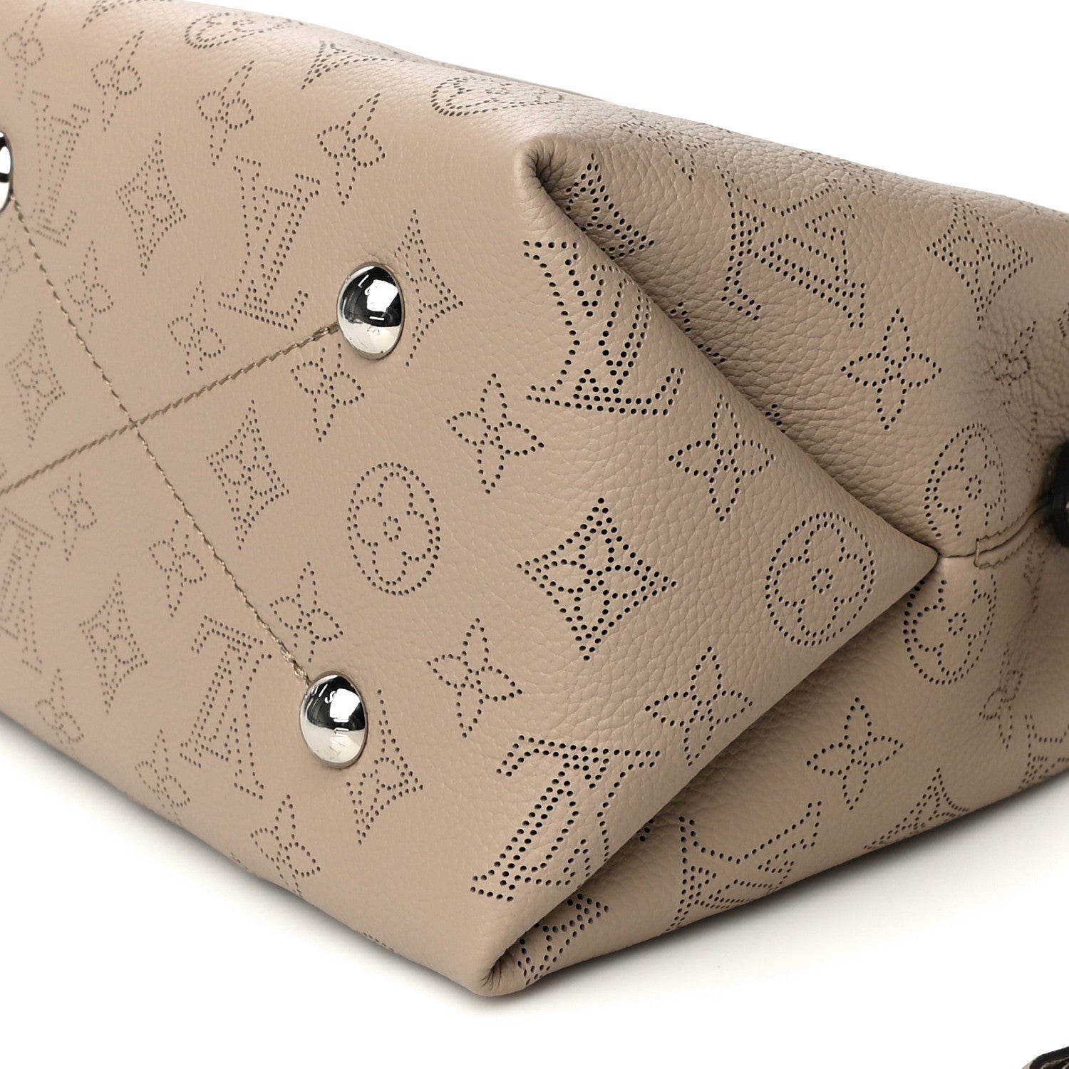 Louis Vuitton Mahina Bella Galet 9 of 11