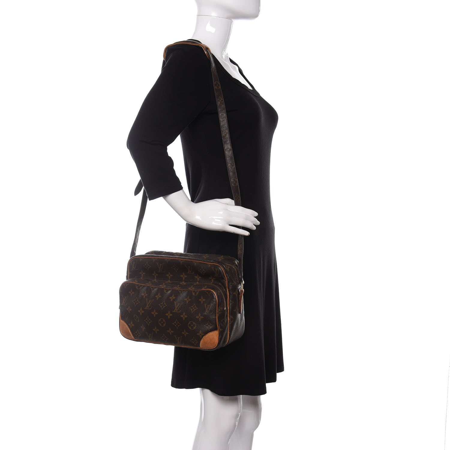 Louis Vuitton Monogram Nil 28 2 of 19