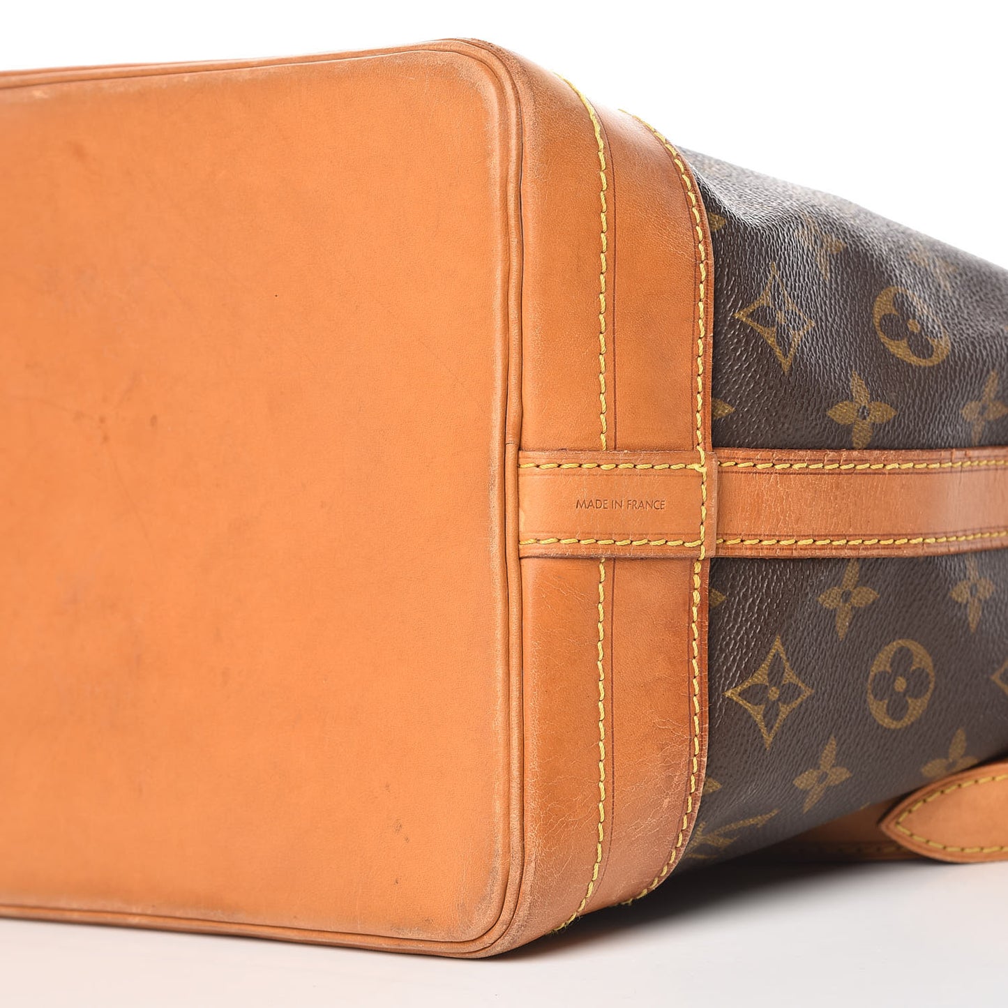 Monogram Noe