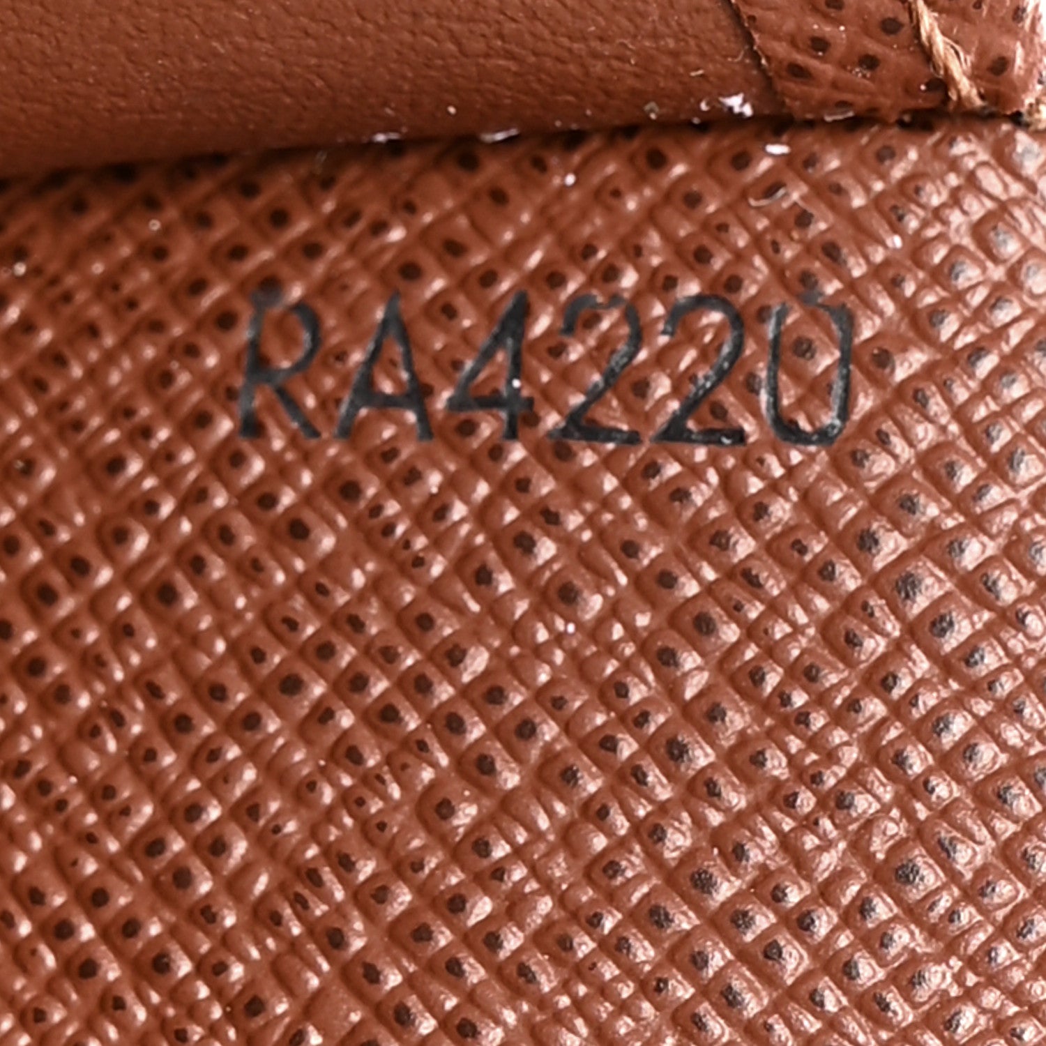 Louis Vuitton Monogram Medium Ring Agenda Cover 7 of 7