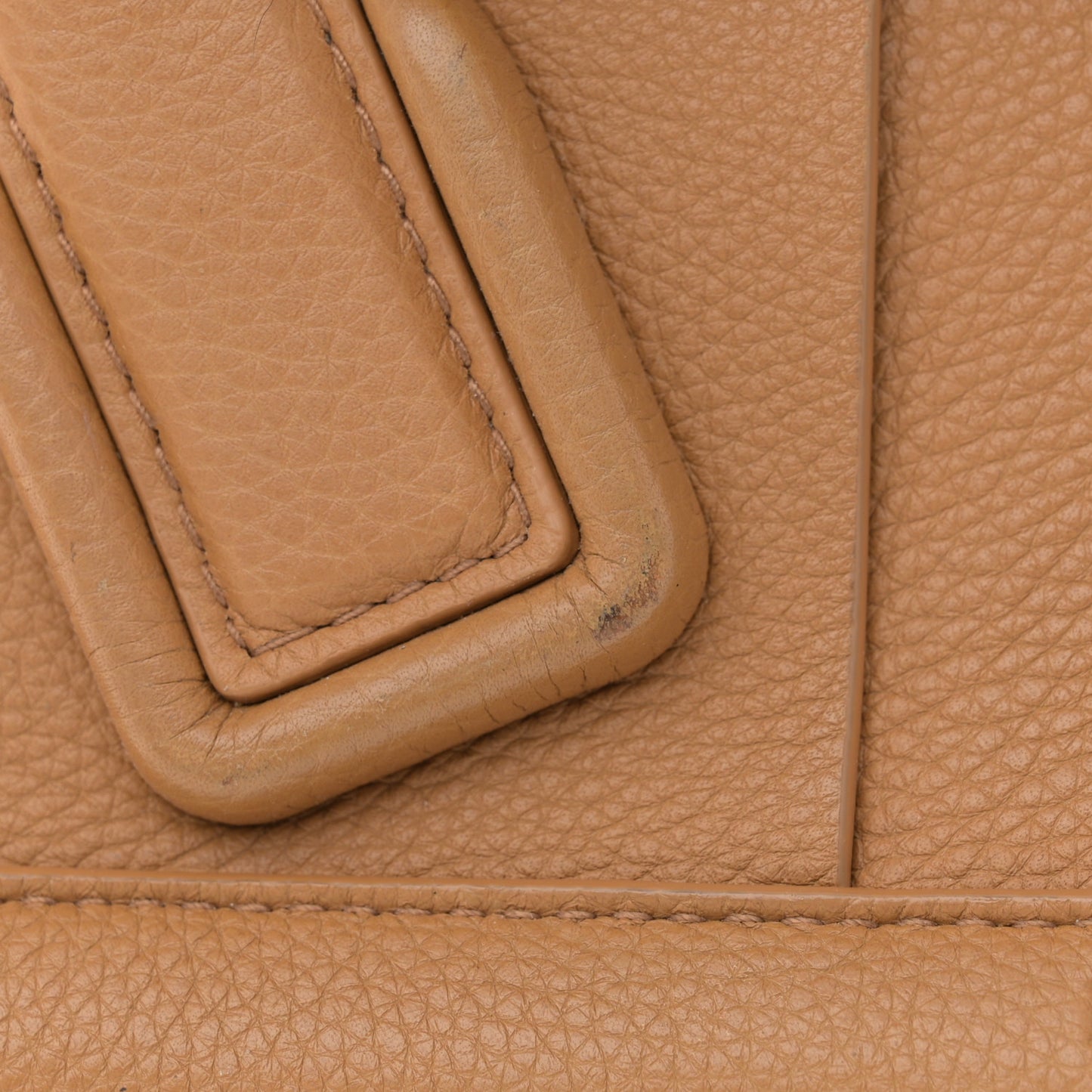 Grained Calfskin Maxi Intrecciato Small Arco Caramel