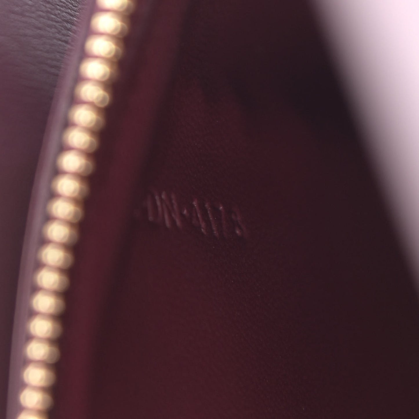 Box Calfskin Medium Classic Box Flap Bag Burgundy