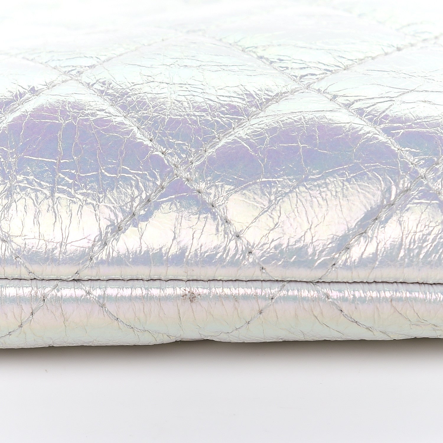 Chanel Iridescent Crumpled Calfskin CC Ripples Medium Cosmetic Case White 14 of 16