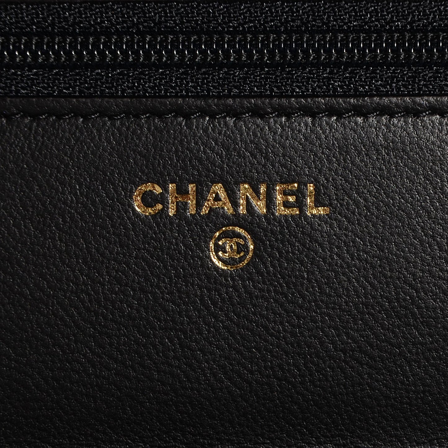 Lambskin Boy Wallet On Chain WOC Black