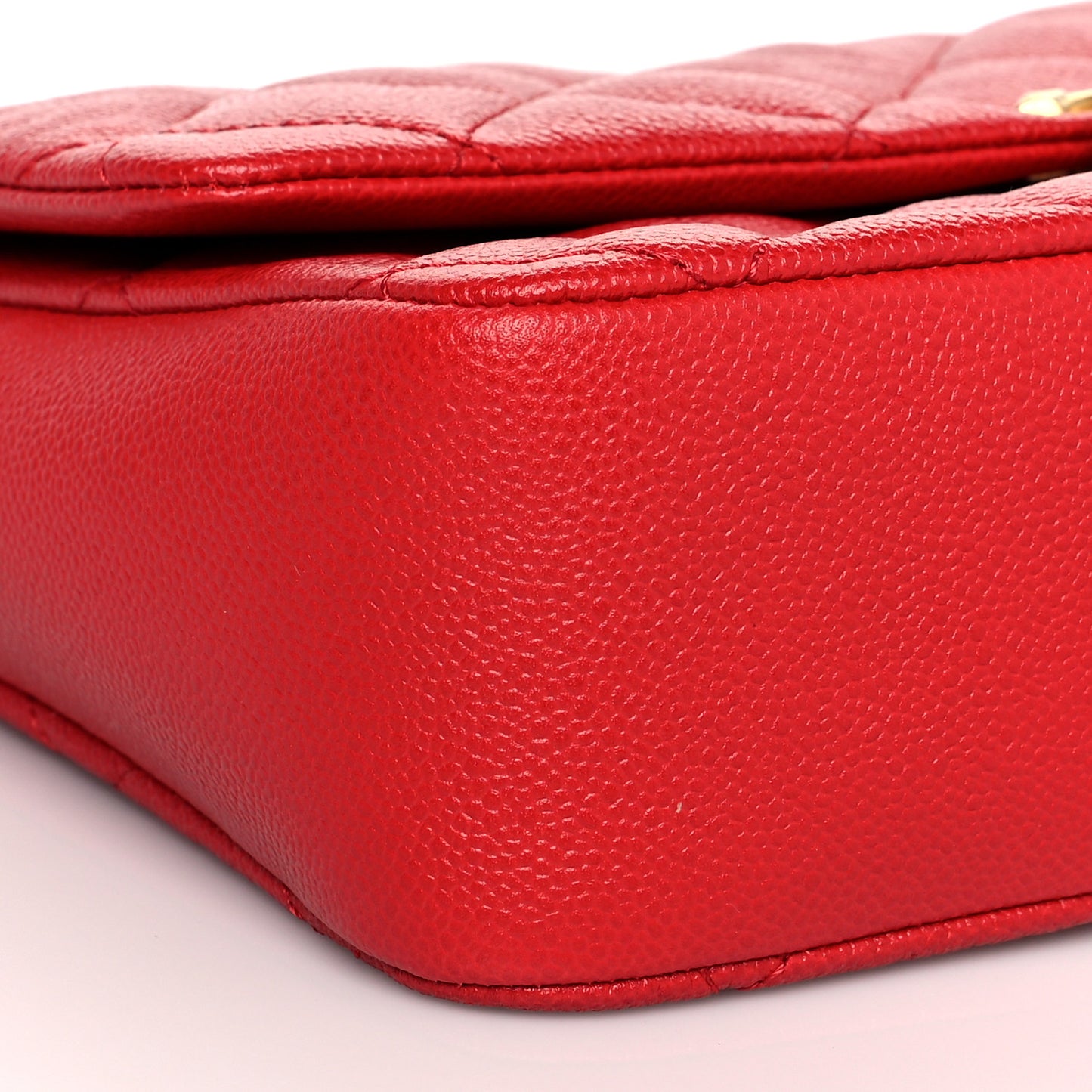 Shiny Caviar Quilted Large Chain Melody Flap Red