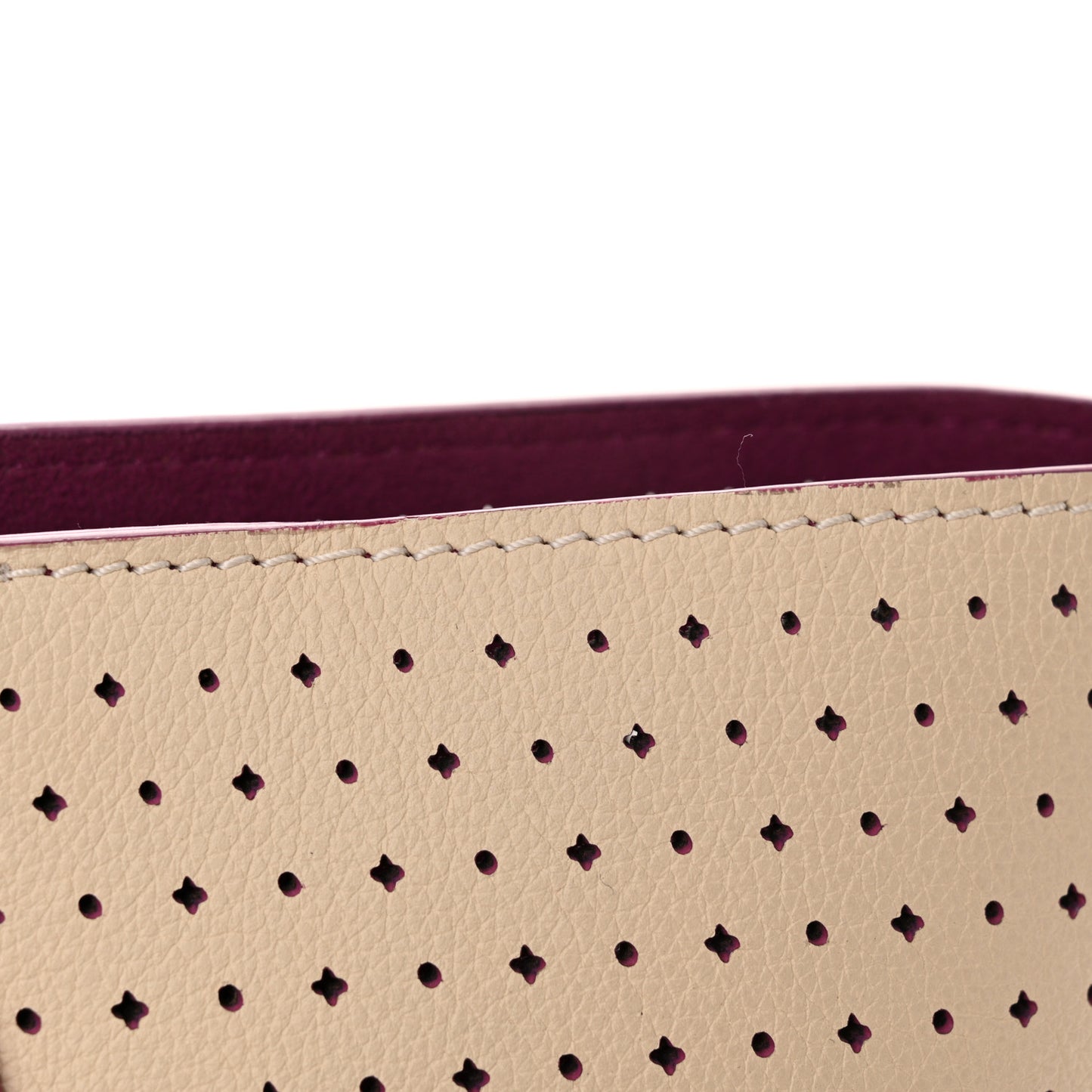 Calfskin Perforated Lockme Cabas Rose Poudre Creme