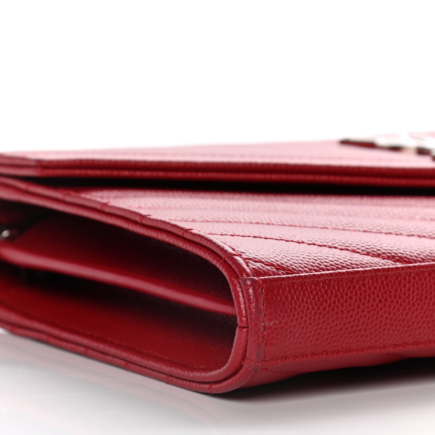 Grain De Poudre Matelasse Chevron Monogram Chain Wallet Red