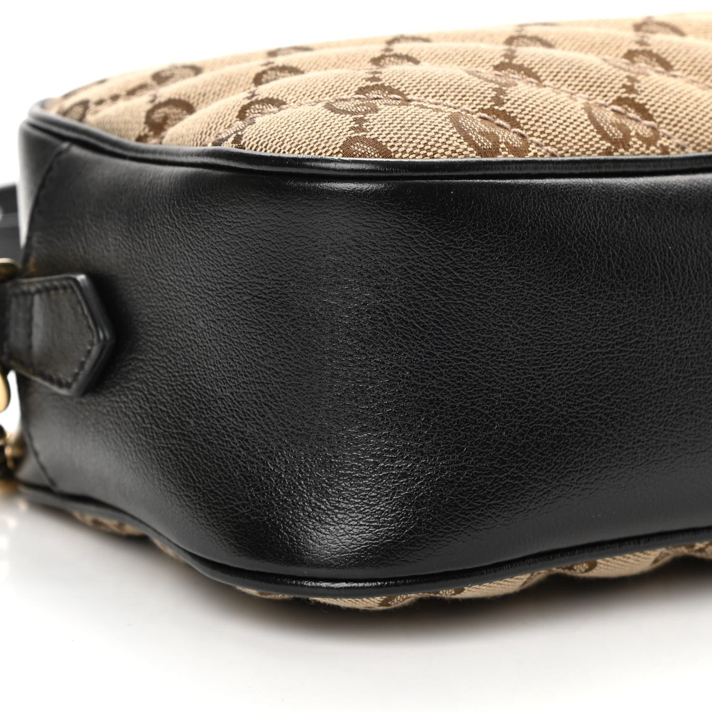 Monogram Matelasse Diagonal Small GG Marmont Chain Shoulder Bag Beige Black