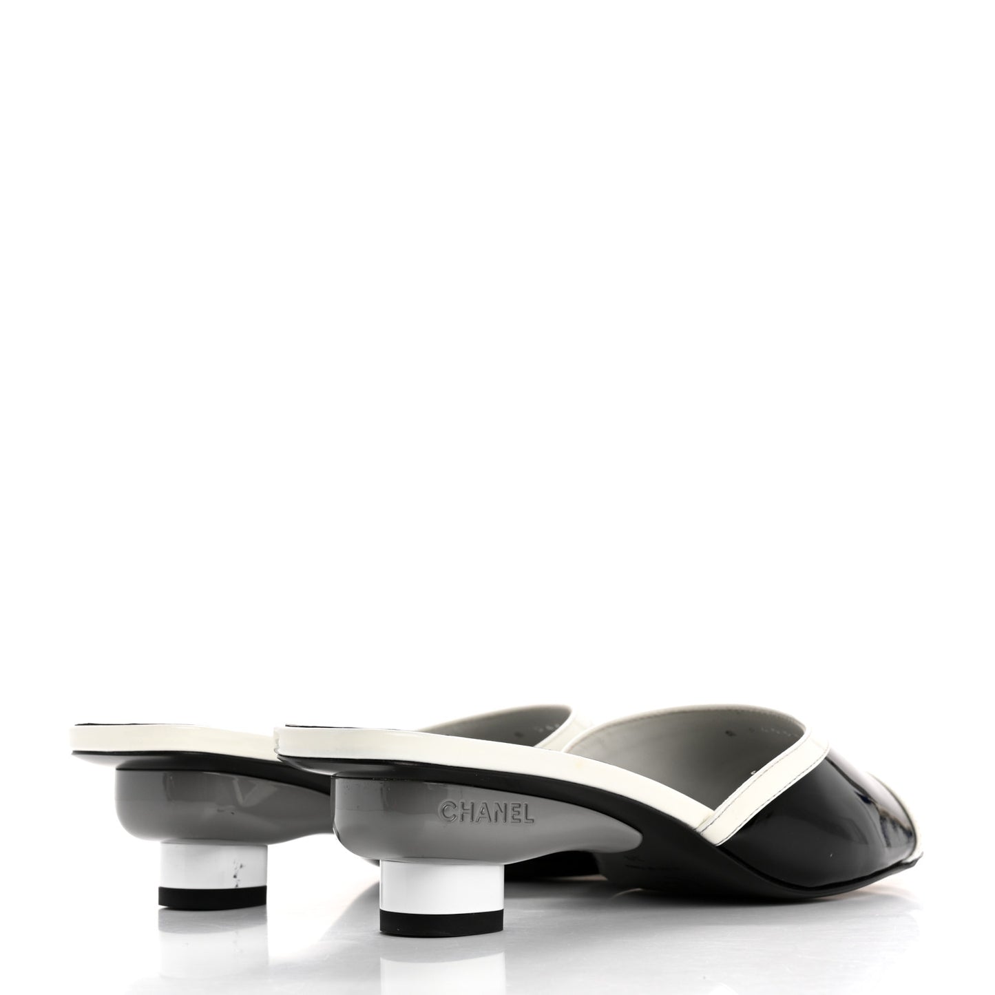 Patent Calfskin Mules 39 Black White