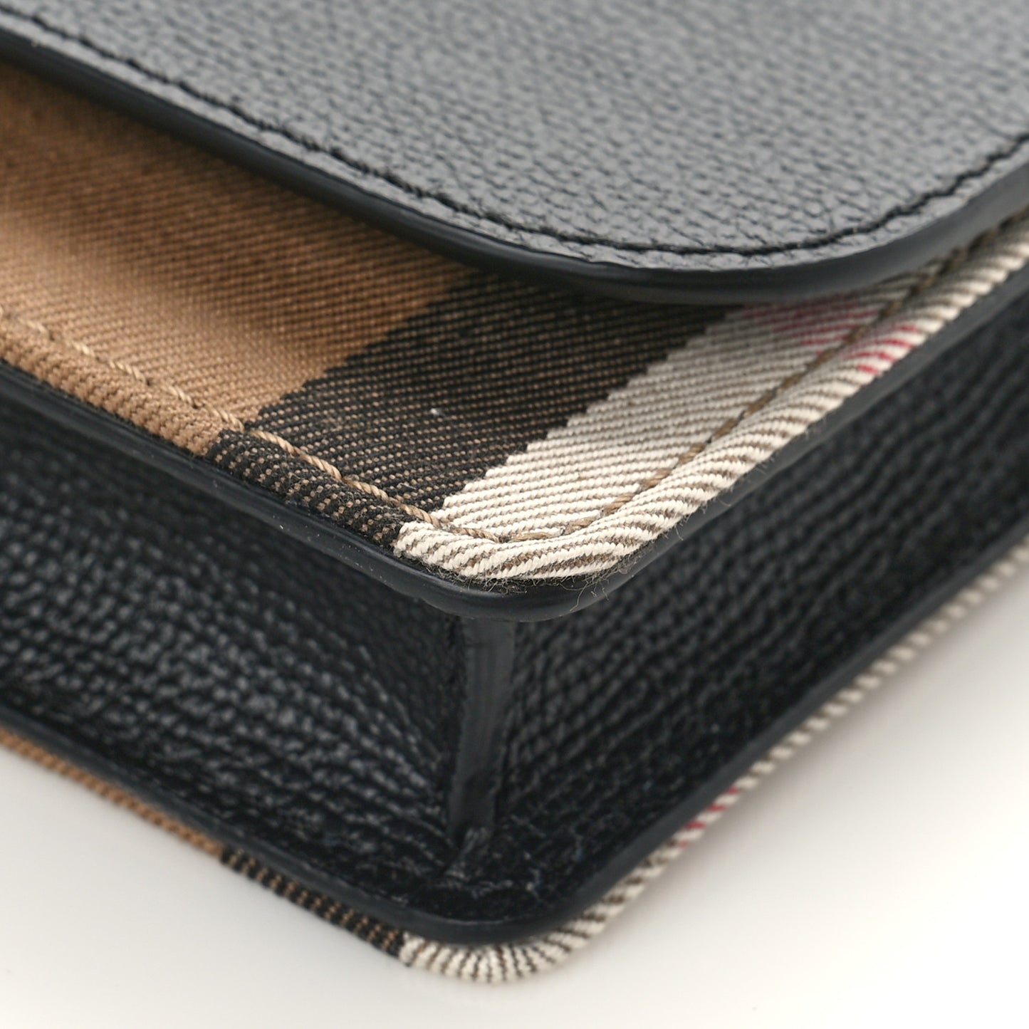 Derby Calfskin House Check Wallet On Chain Black