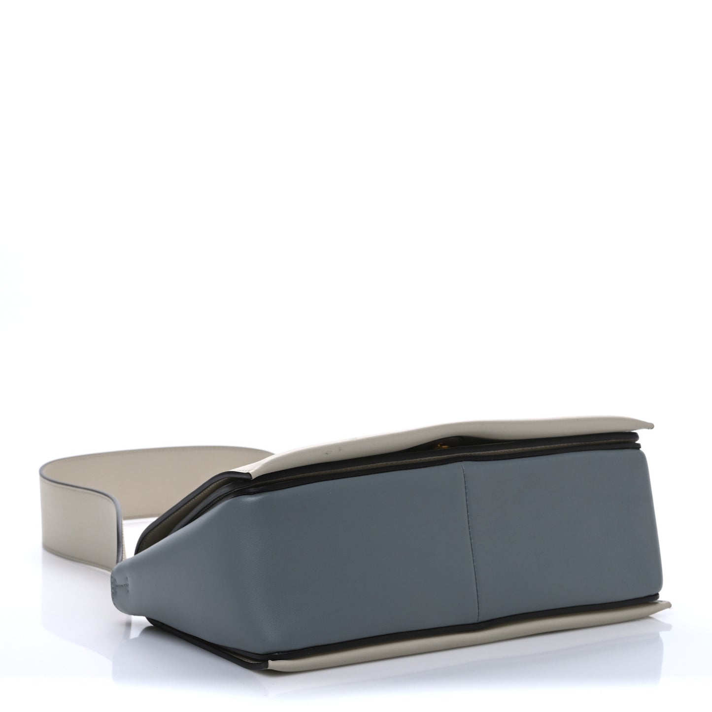 Shiny Smooth Calfskin Medium Frame Shoulder Bag Grege Storm