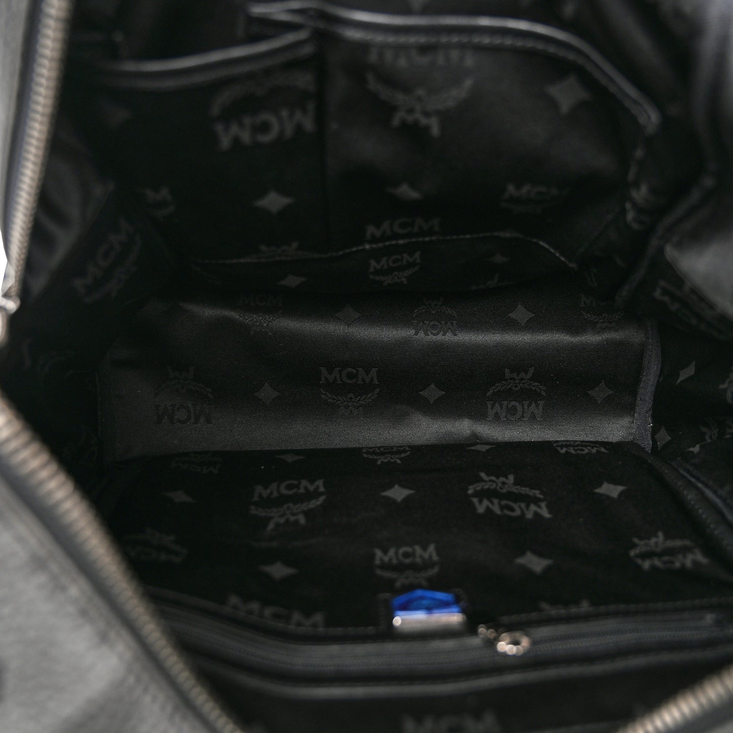 Striped Visetos Medium Stark Backpack Black Phantom Grey