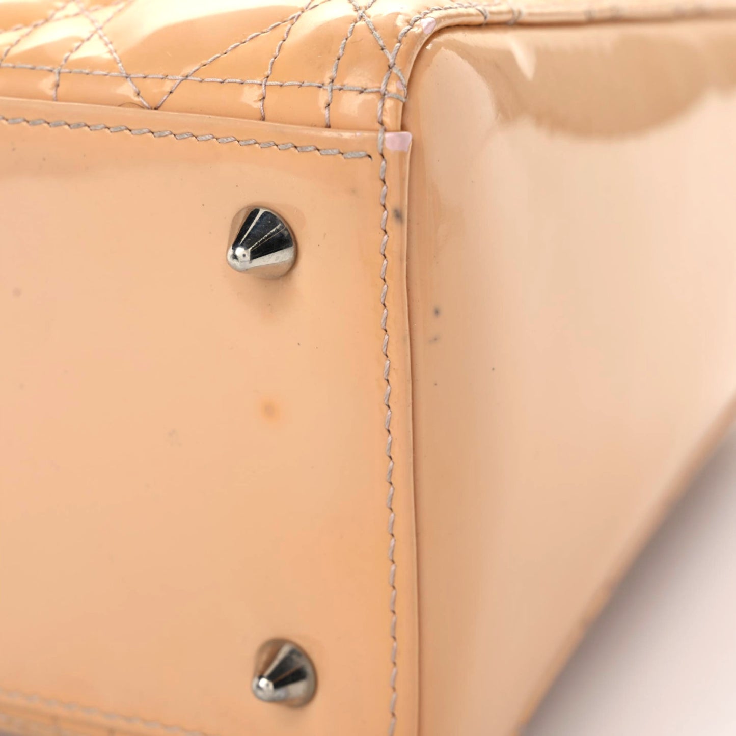 Patent Cannage Medium Lady Dior Beige