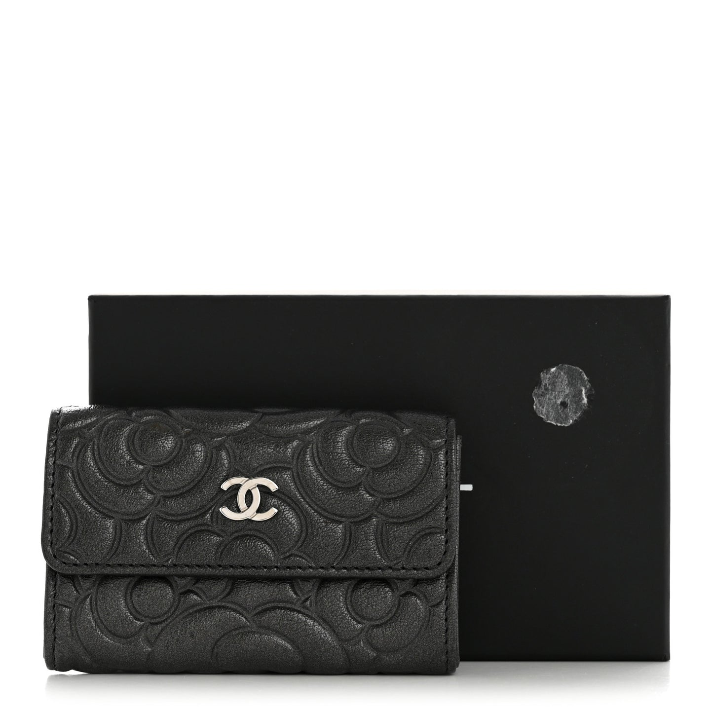 Goatskin Camellia Embossed Flap Card Holder Wallet Anthracite