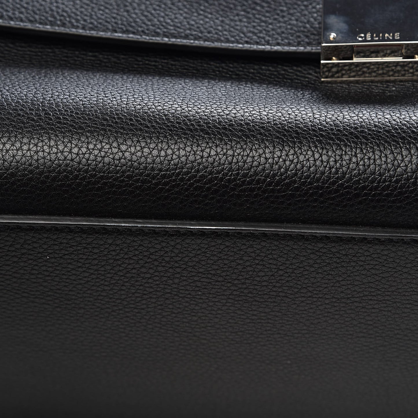 Drummed Calfskin Suede Large Trapeze Black