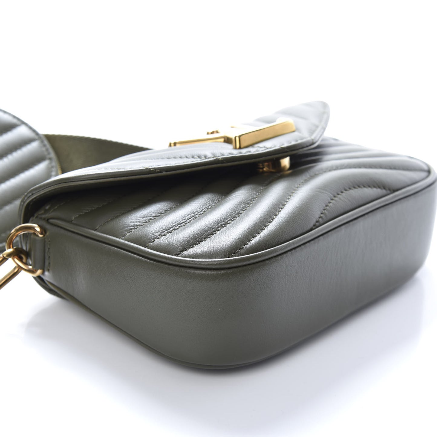 Calfskin New Wave Multi Pochette Kaki