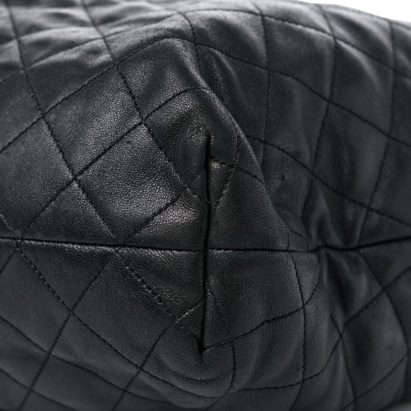 Lambskin Quilted Maxi Icare Shopping Tote Black