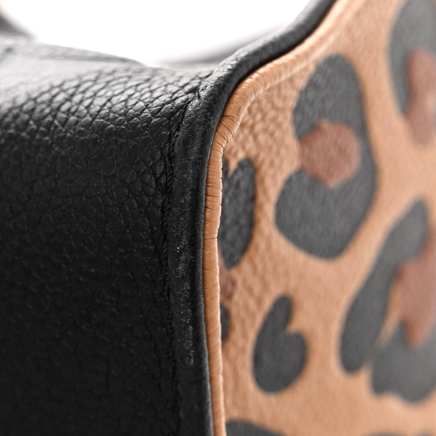 Empreinte Monogram Giant Wild At Heart Onthego MM Black