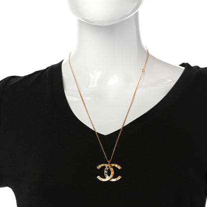 Chanel Metal CC Paris Button Necklace Gold 2 of 6