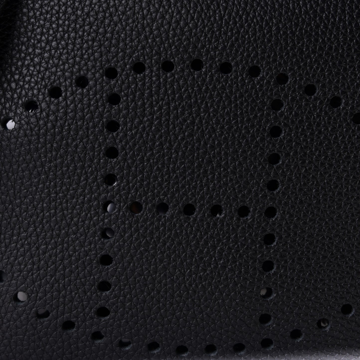 Taurillon Clemence Evelyne III PM Black