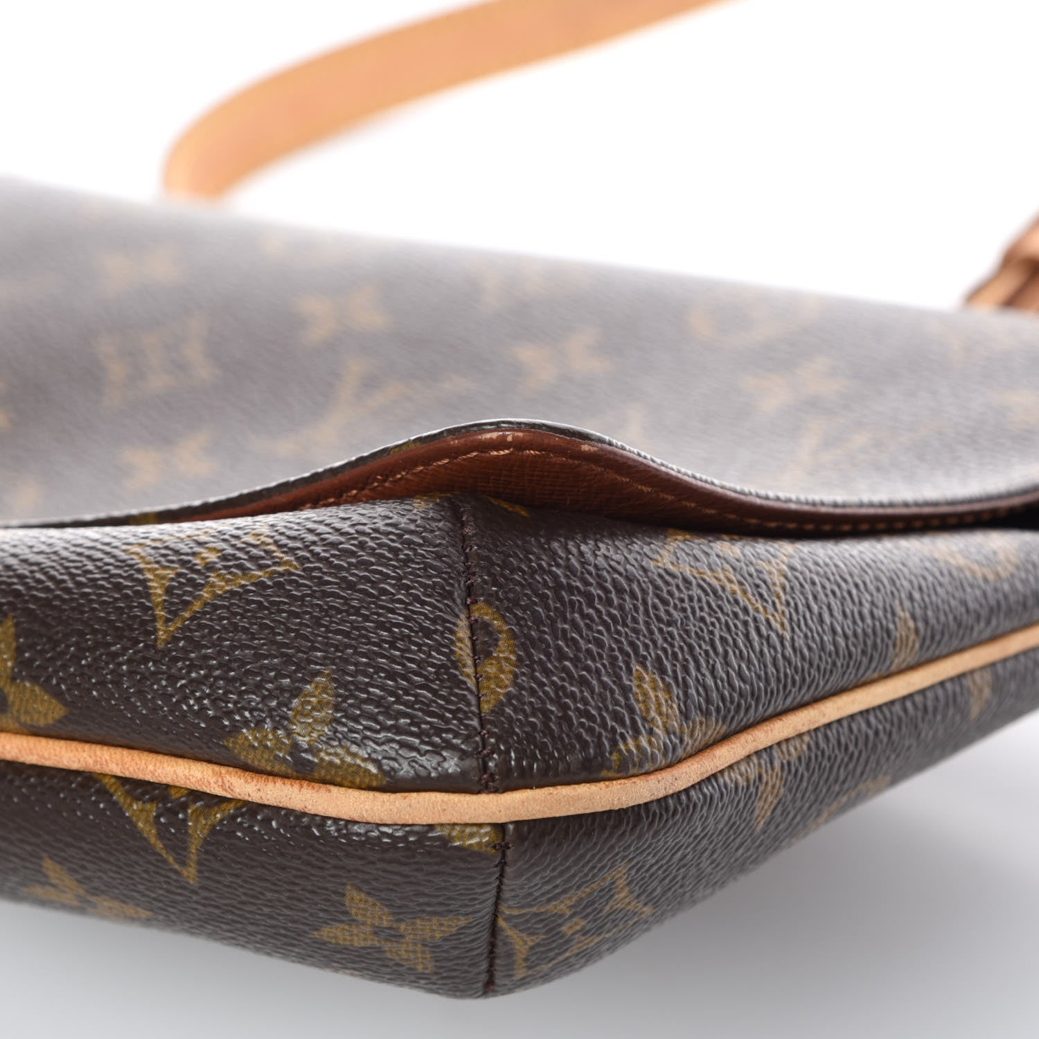 Louis Vuitton Monogram Musette Tango 10 of 10