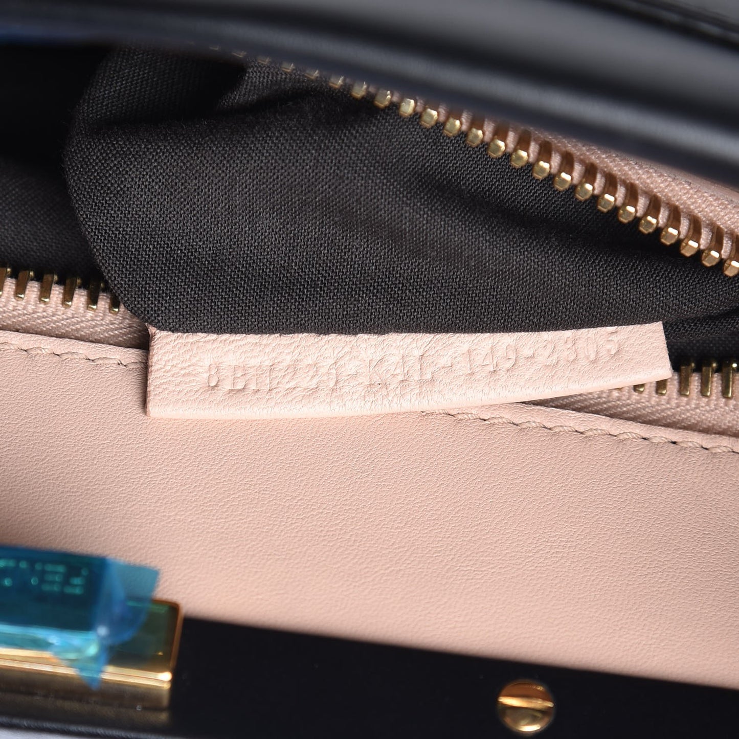 Vitello Morgan Shiny Nappa Medium Peekaboo Iconic Satchel Black Rosa Plaster