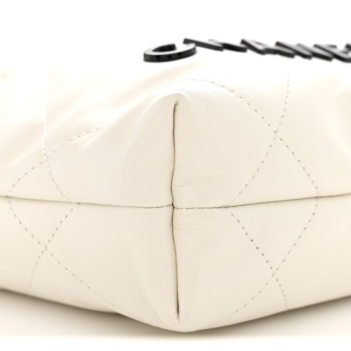 Shiny Calfskin Quilted Mini Chanel 22 White Black
