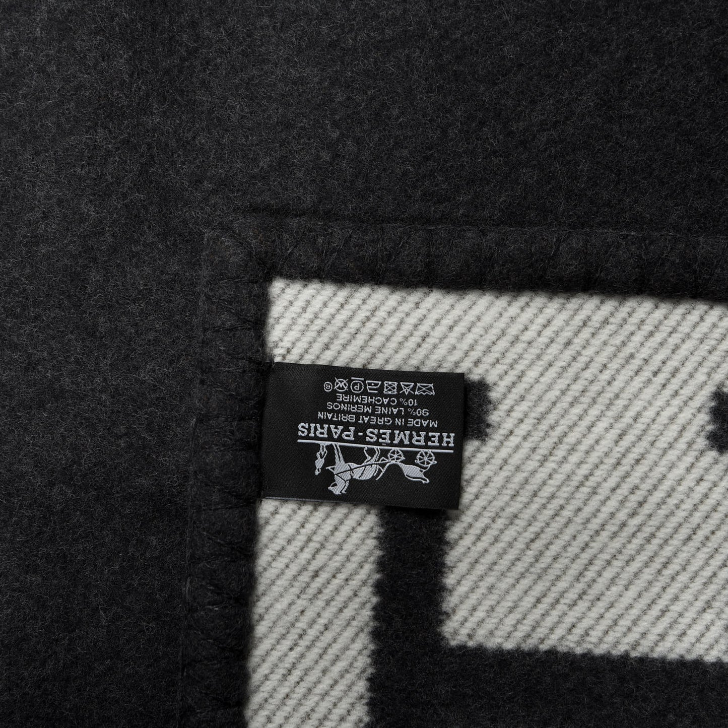 Wool Cashmere Avalon Blanket Ecru Gris Fonce