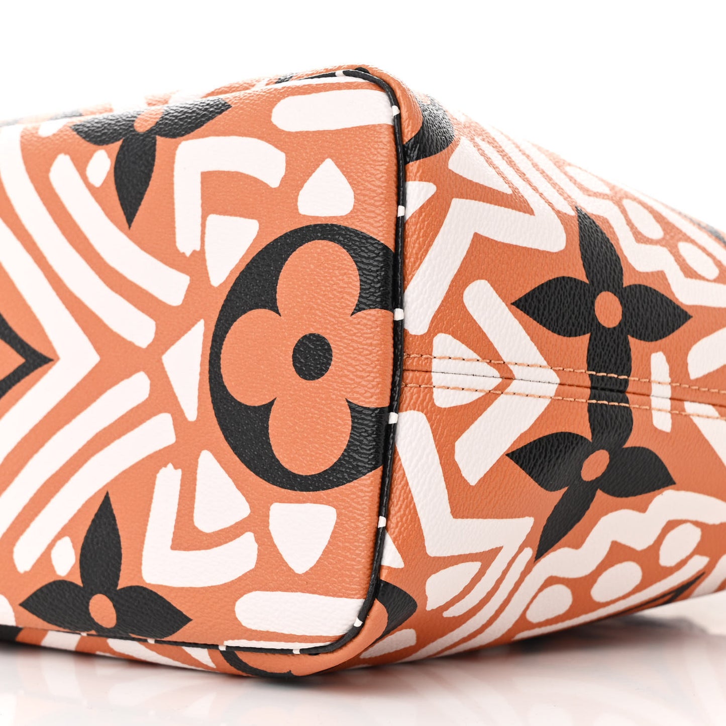 Monogram Giant Crafty Neverfull MM Creme Caramel