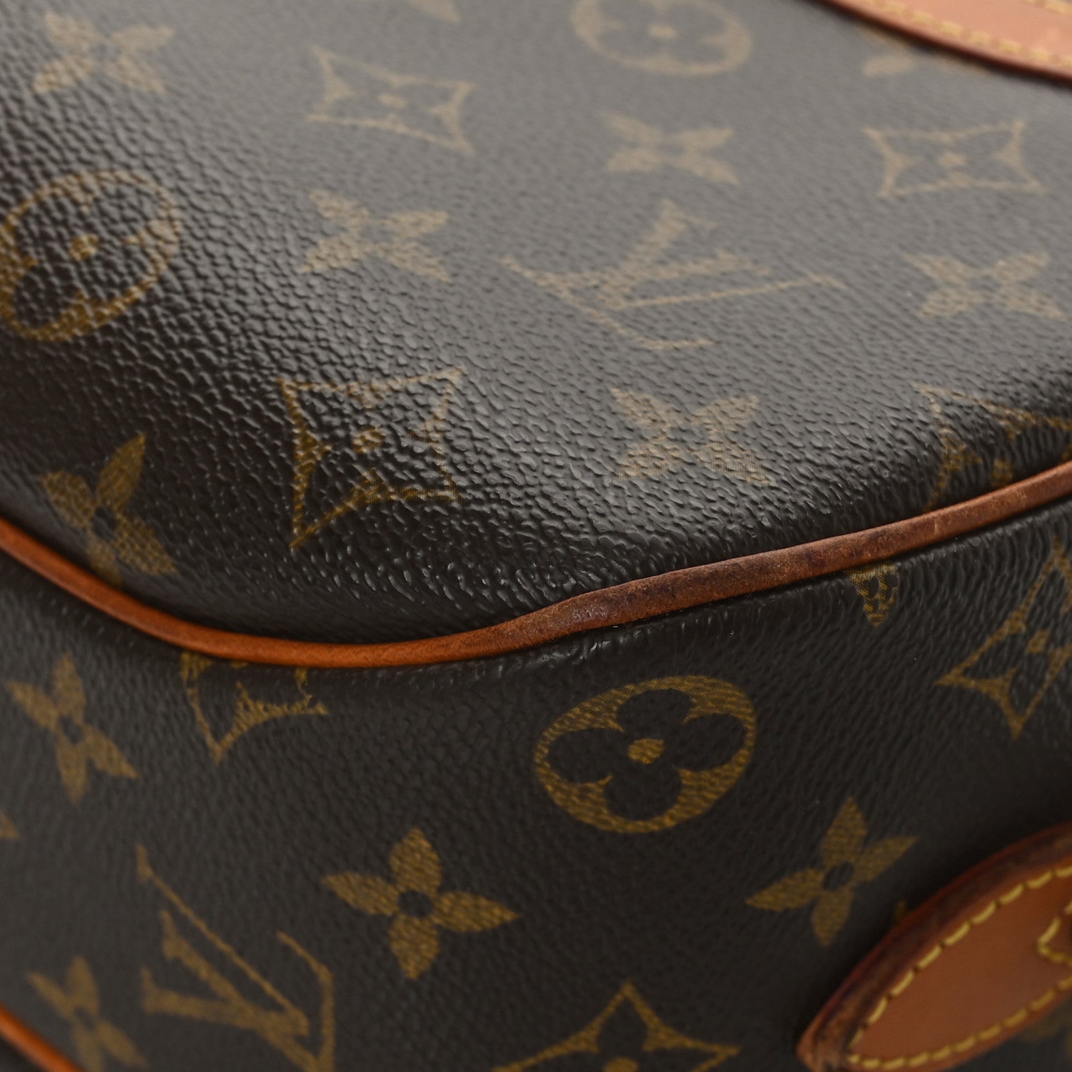 Louis Vuitton Monogram Blois 8 of 13