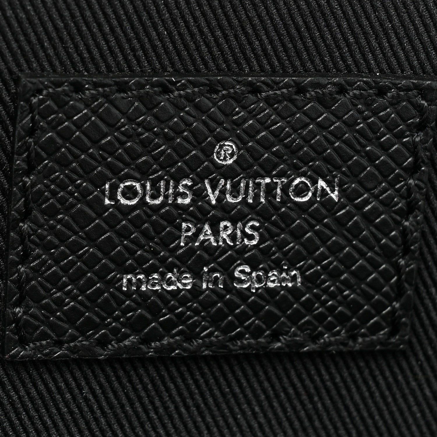 Louis Vuitton Taigarama Outdoor Slingbag Black 6 of 8