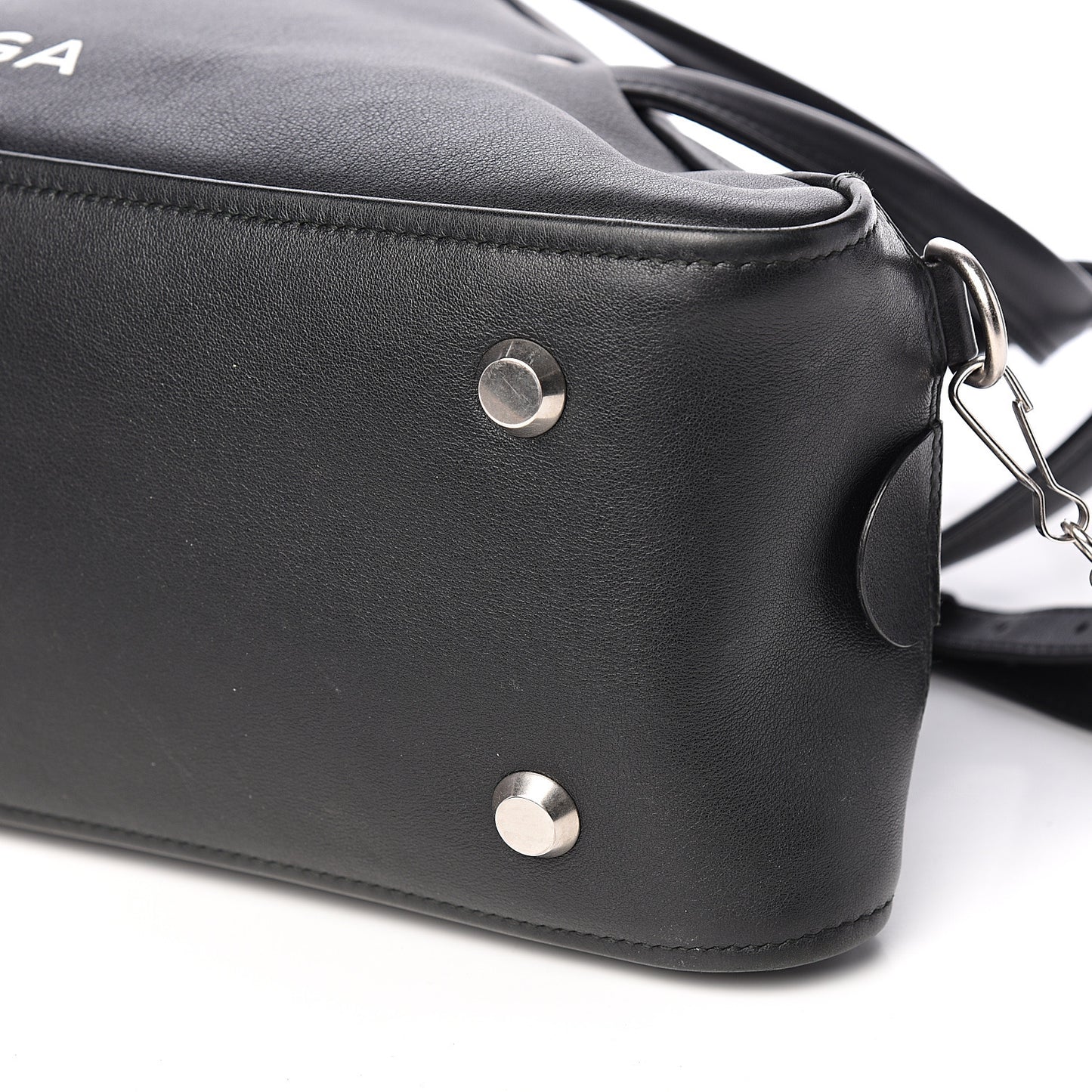 Calfskin M Triangle Duffle Black