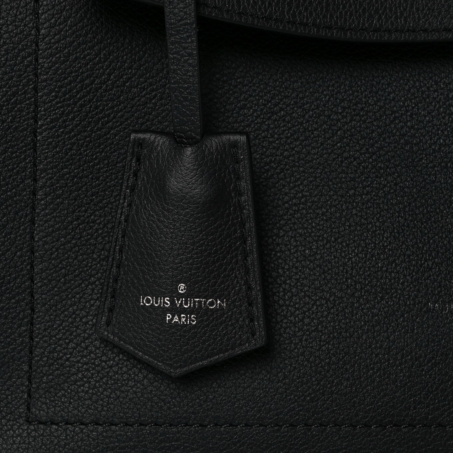 Soft Calfskin Lockme Ever MM Black