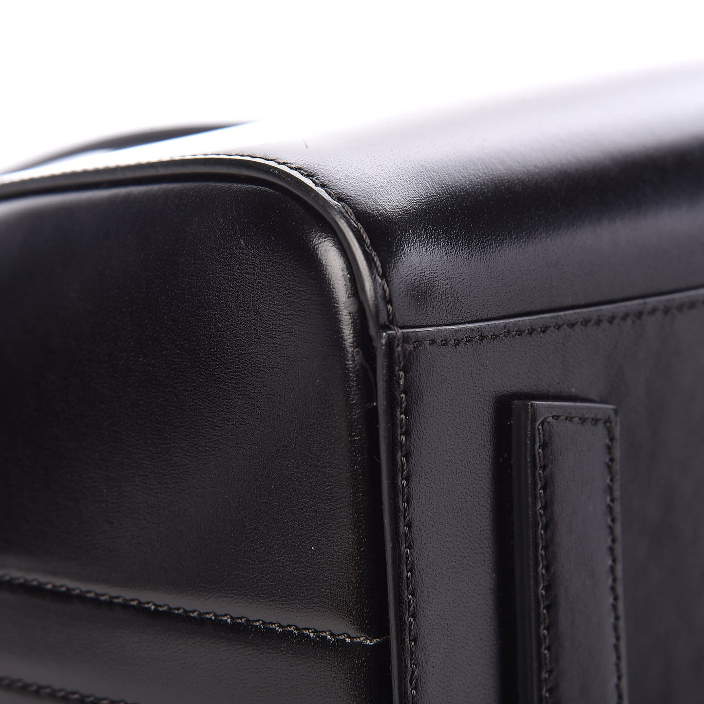 Shiny Lord Calfskin Small Antigona Black