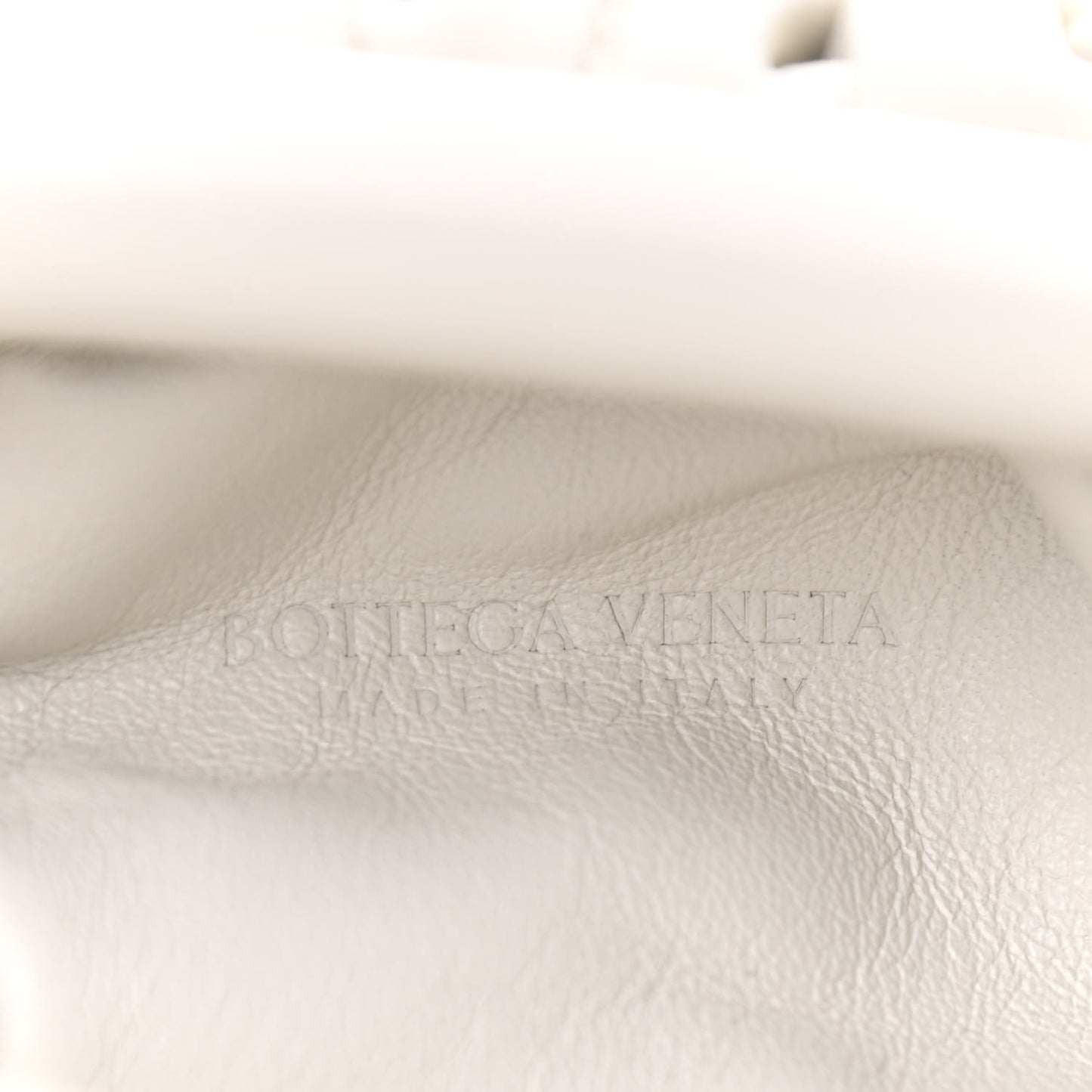 Butter Calfskin The Mini Pouch Plaster
