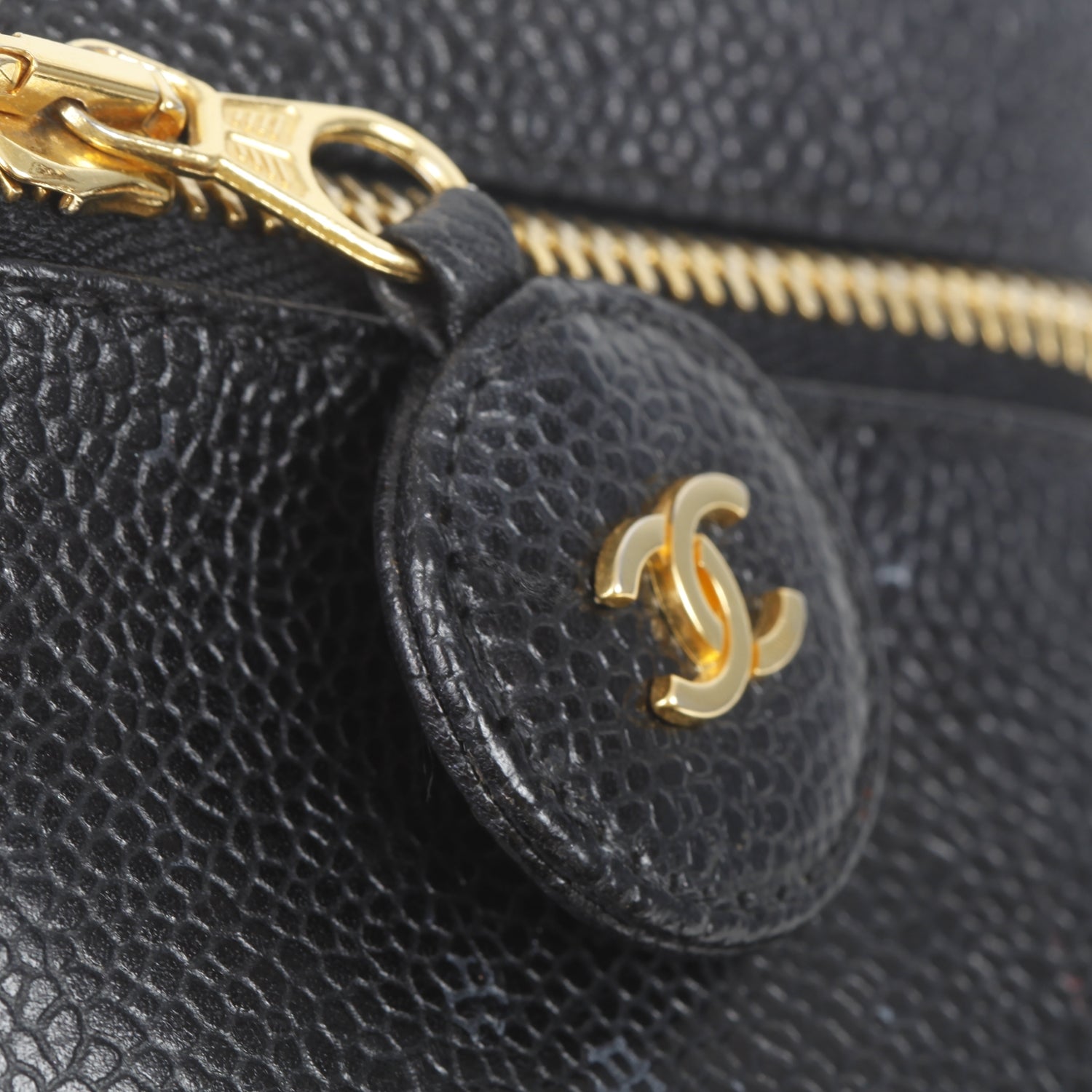 Chanel Caviar Cosmetic Case Black 6 of 9