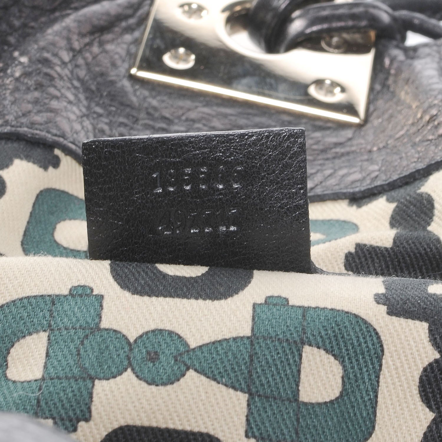 Gucci Leather Small Indy Black 7 of 7