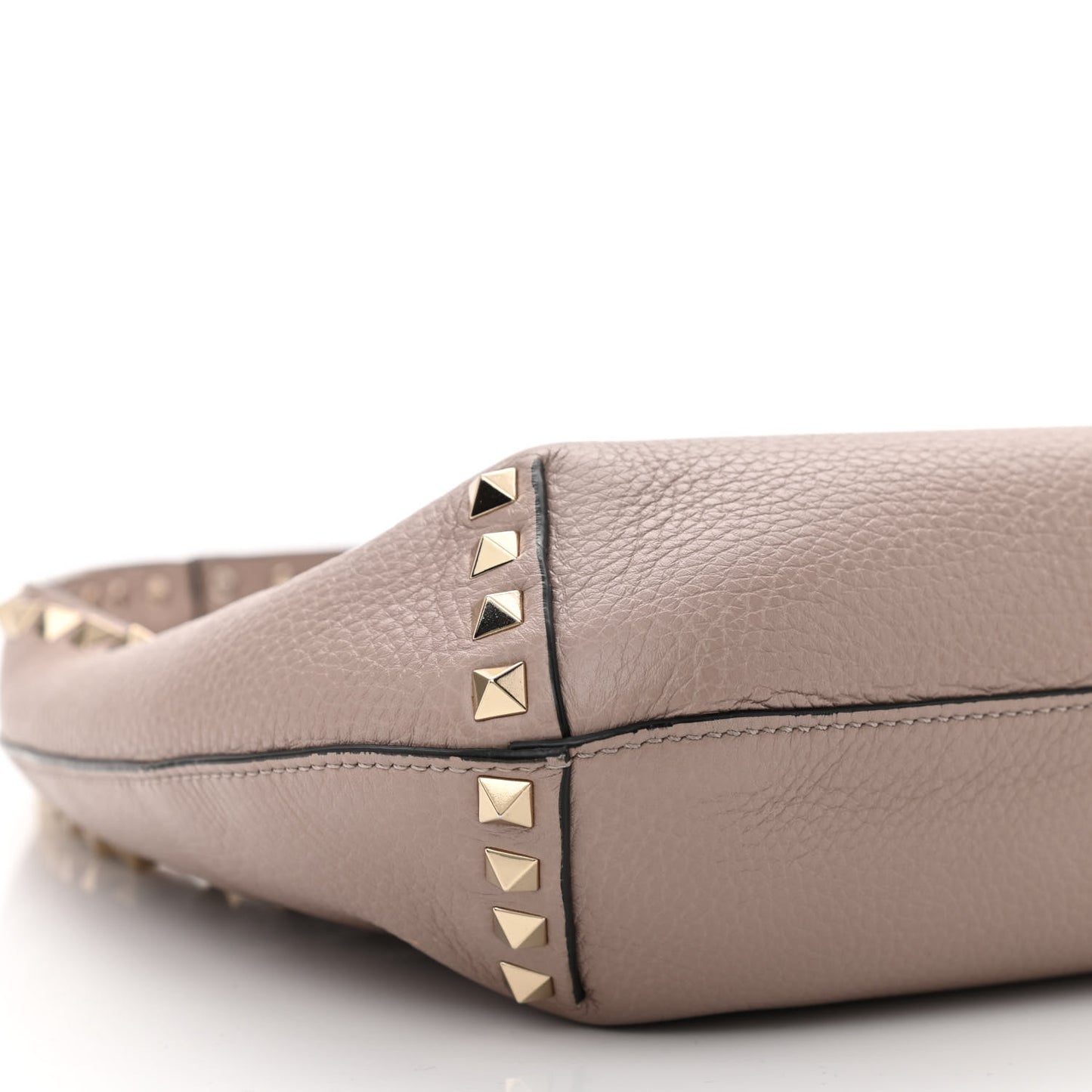 Pebbled Calfskin Small Rockstud Flip Lock Hobo Poudre