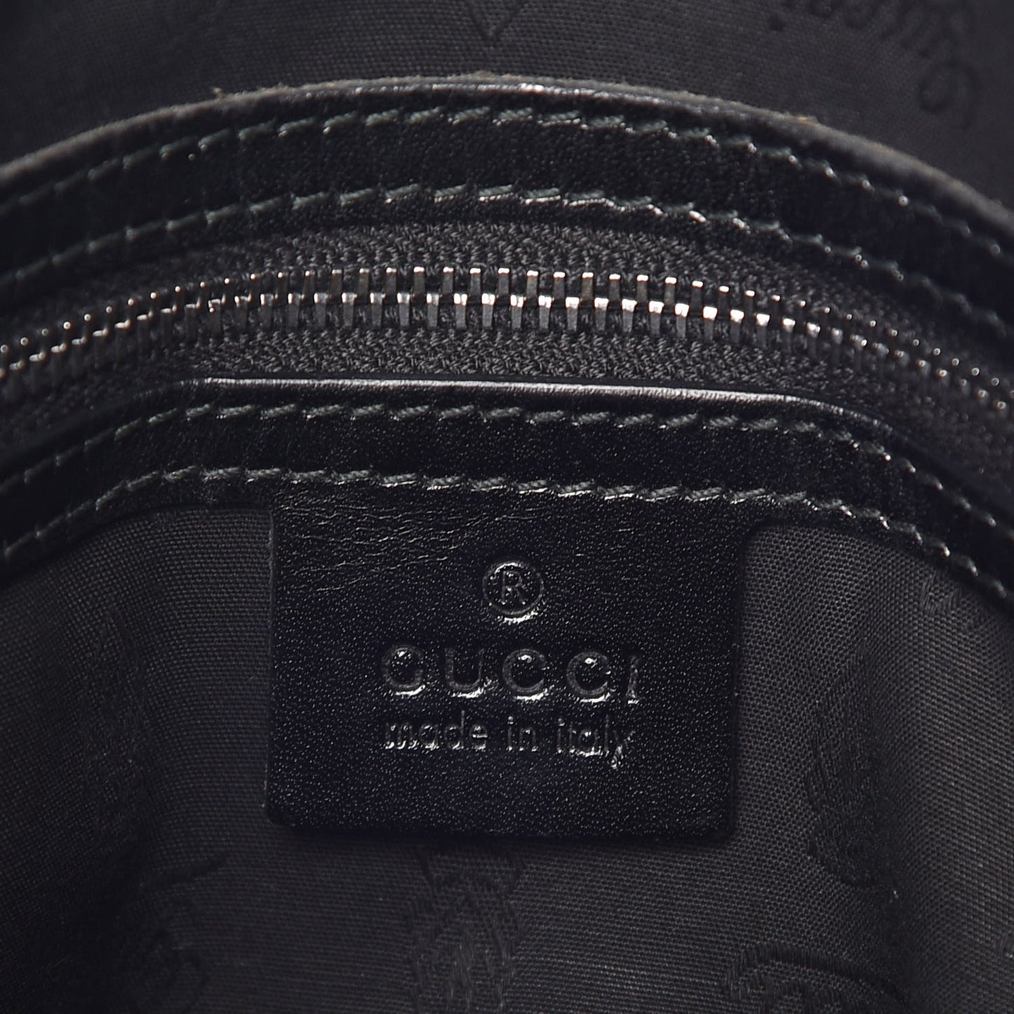 Imprime Monogram Medium Joy Stud Boston Black