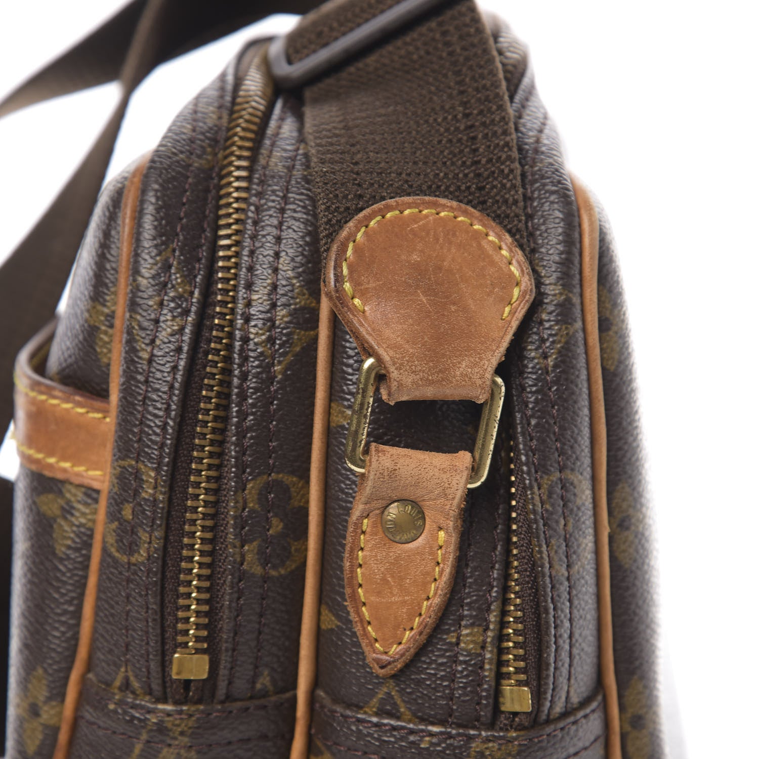 Louis Vuitton Monogram Reporter PM 8 of 11