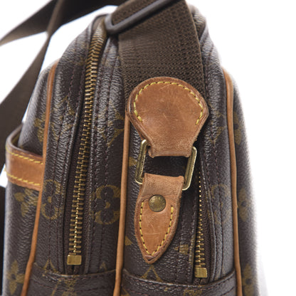 Louis Vuitton Monogram Reporter PM 8 of 11
