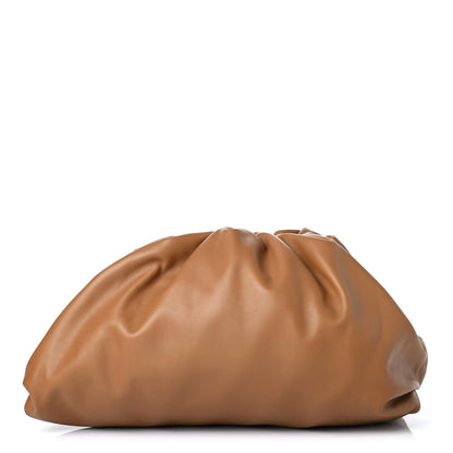Bottega Veneta Smooth Butter Calf The Pouch Oversized Clutch Cammello 1 of 4