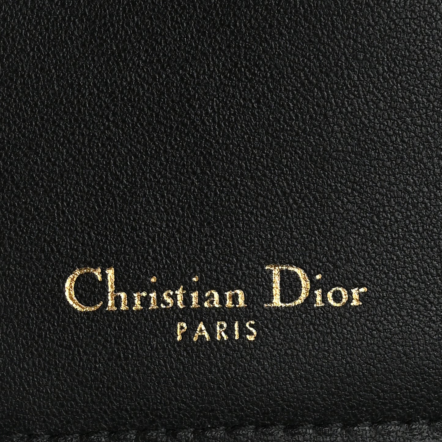 Grained Calfskin Supple Cannage Caro Scarlet Zipped Wallet Black