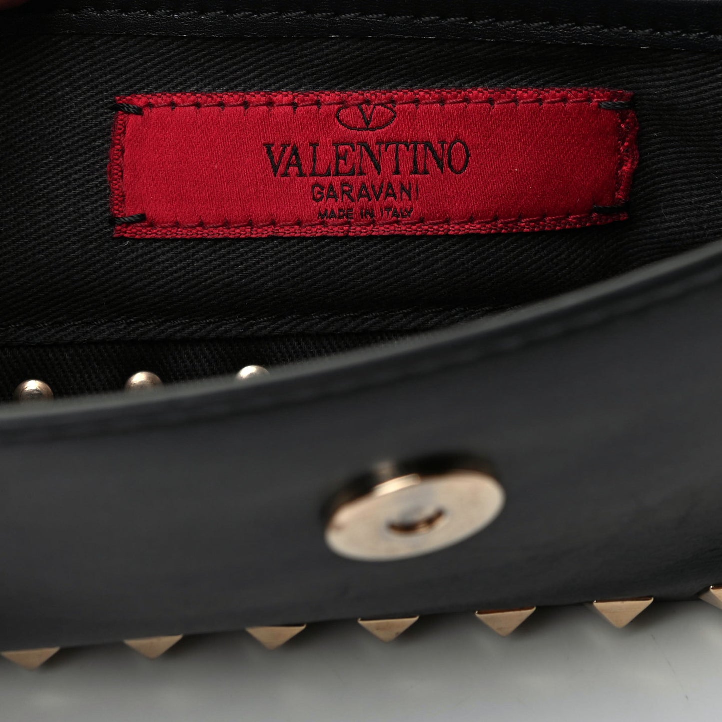 Nappa Rockstud Bangle Clutch Black