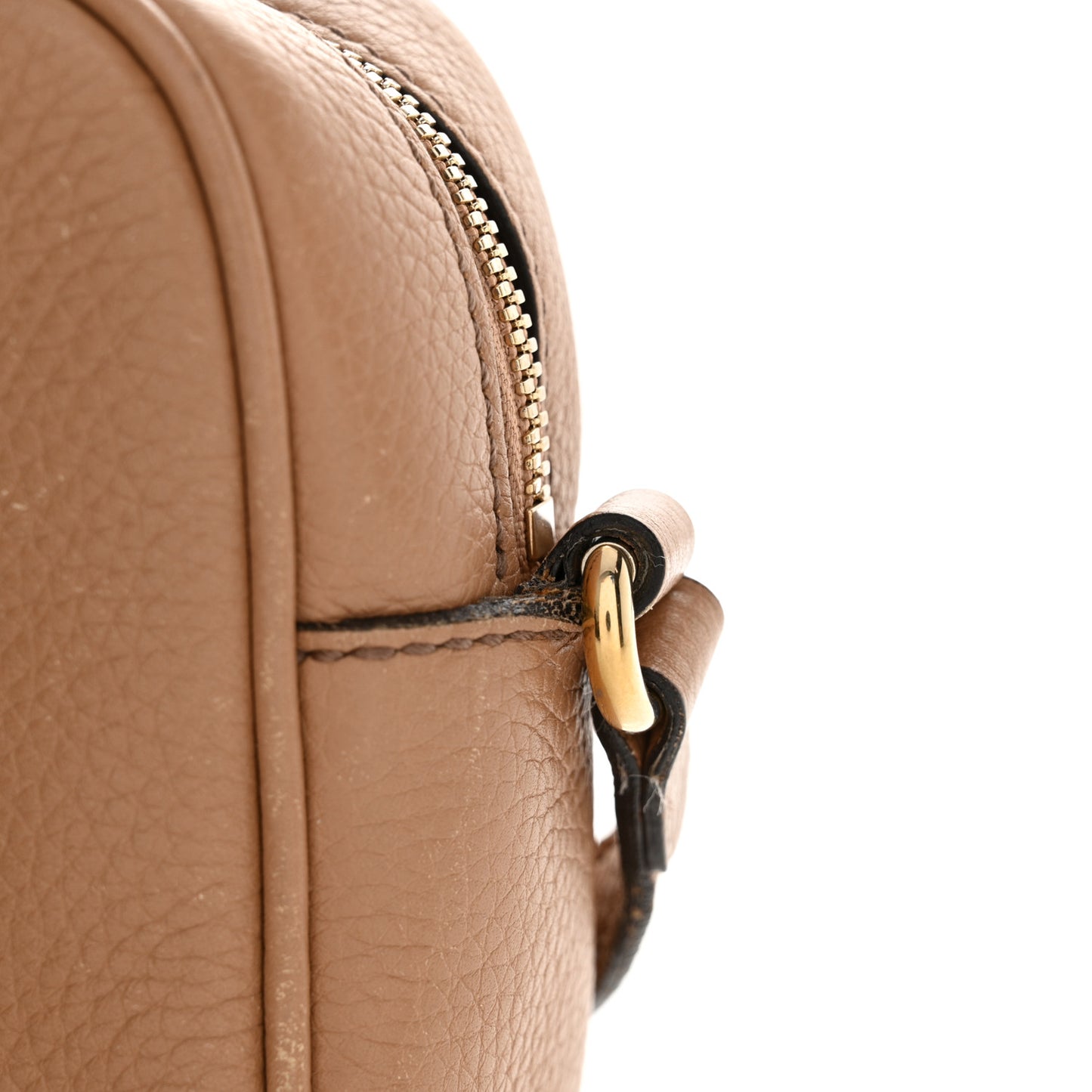 Pebbled Calfskin Small Soho Disco Bag Camelia