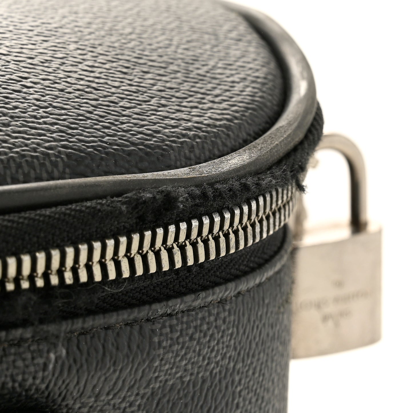 Damier Graphite Pegase Light 55