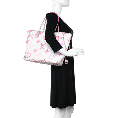 Louis Vuitton Monogram Giant By The Pool 2.0 Neverfull MM Rose 2 of 9