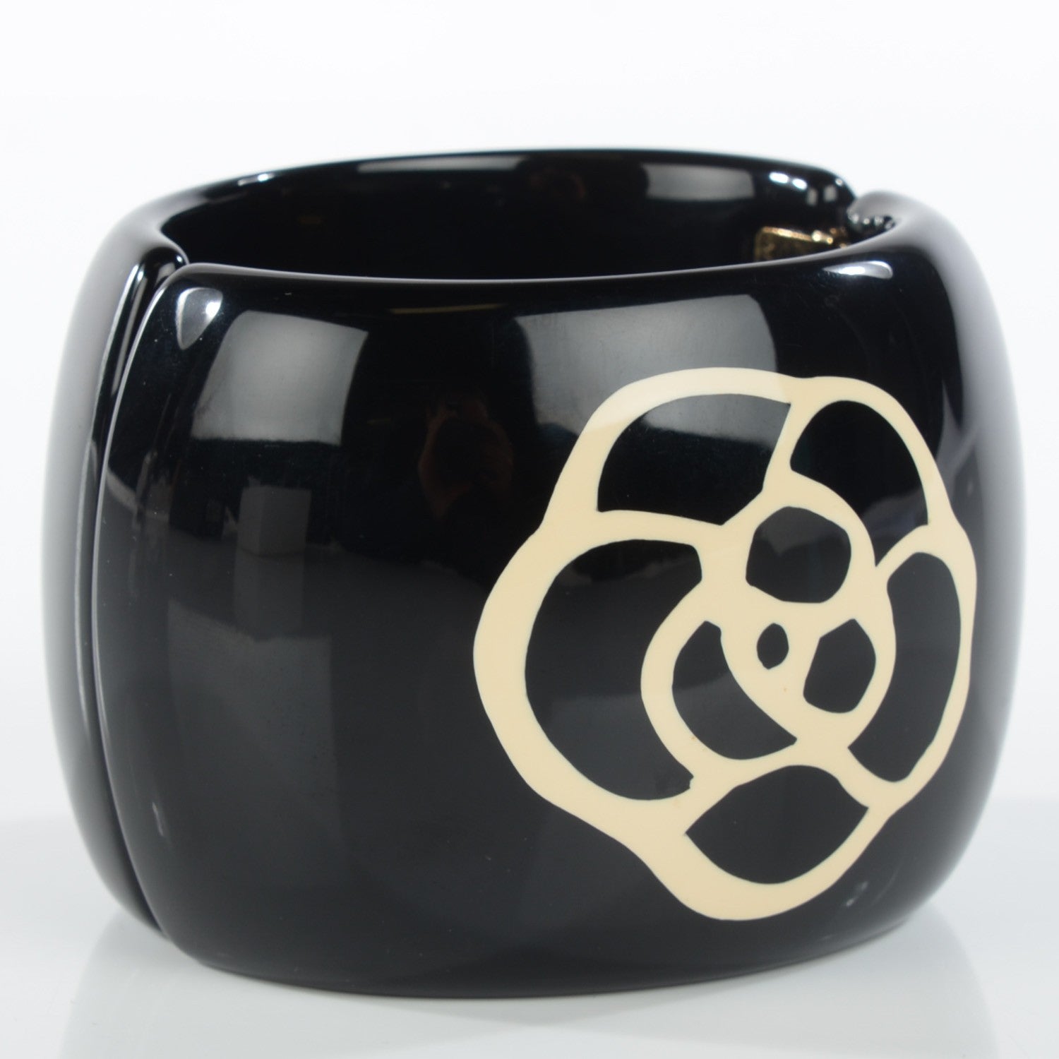 Chanel Resin CC Camellia Cuff Black 3 of 5
